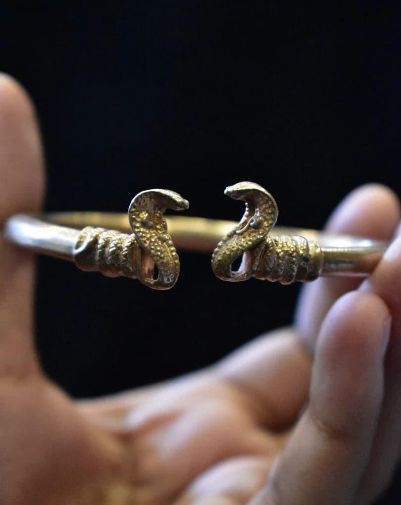 Snake Bracelet model 2, ஐம்பொன் பாம்பு காப்பு மாடல் 2, పంచలోహం పాము కడియం మోడల్ 2, പഞ്ചലോഹം സ്‌നേക് ഇടിവള