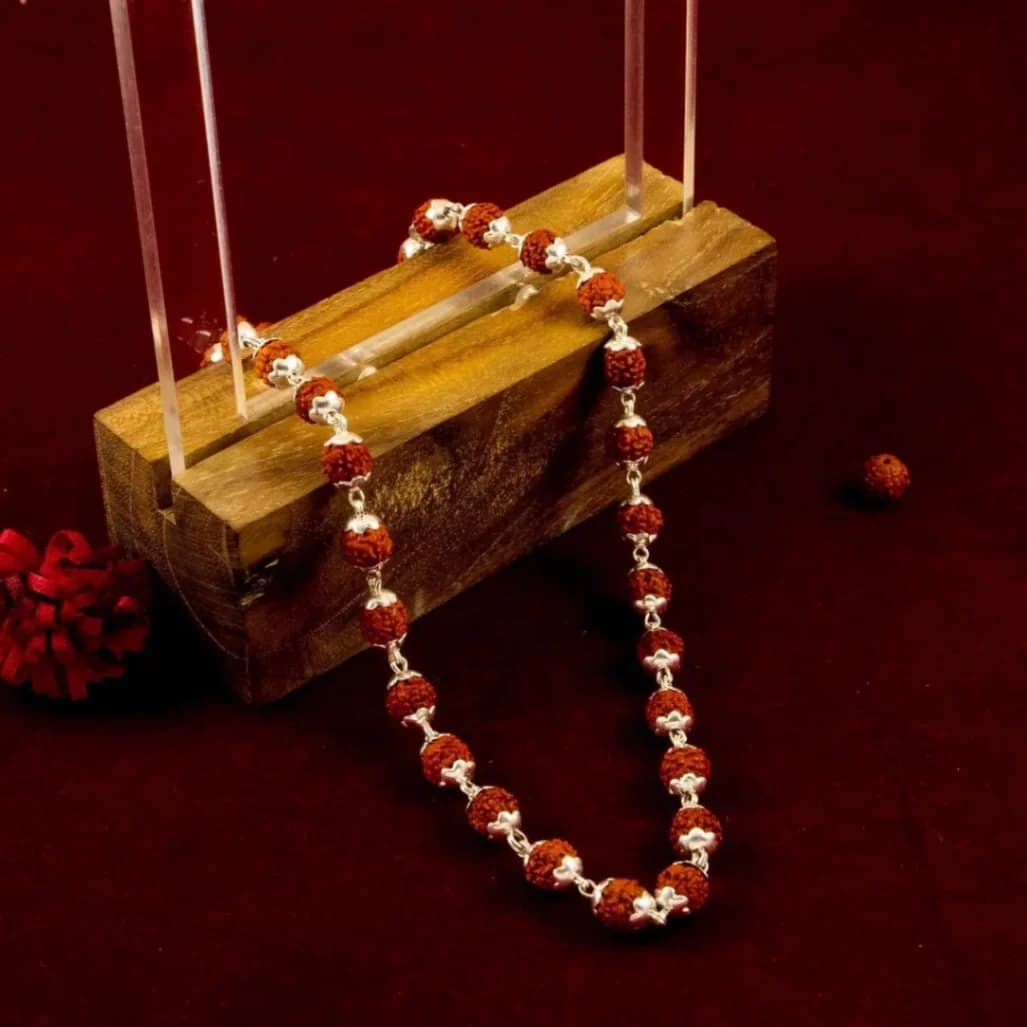 Silver Brown Rudraksha Mala, സിൽവർ ബ്രൗൺ രുദ്രാക്ഷ മാല
