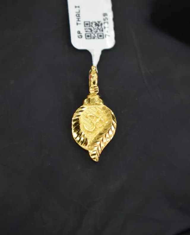 Gold Polish Silver Classic Om Thali Locket, ഗോൾഡ് പ്ലേറ്റ് സ...